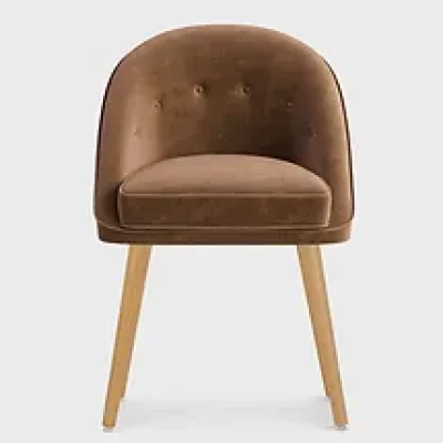 Silla marrón